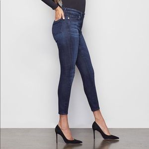 Good American Good Waist Crop